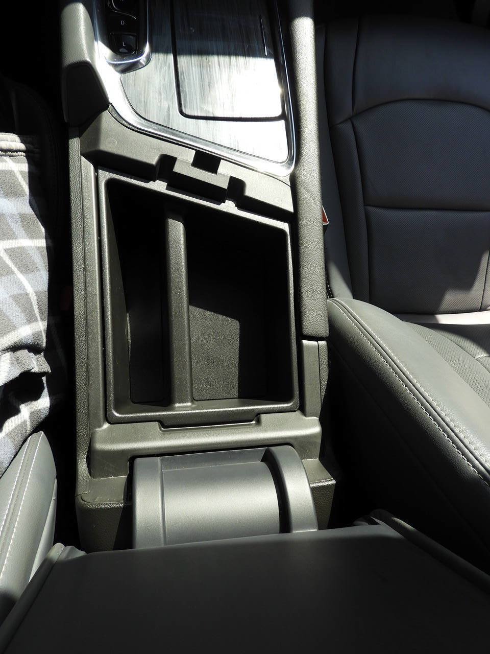 Used 2022 Buick Enclave Essence w/ Experience Buick Package FWD image 50