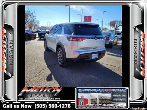 Used 2024 Nissan Pathfinder S w/ Cargo Package image 3