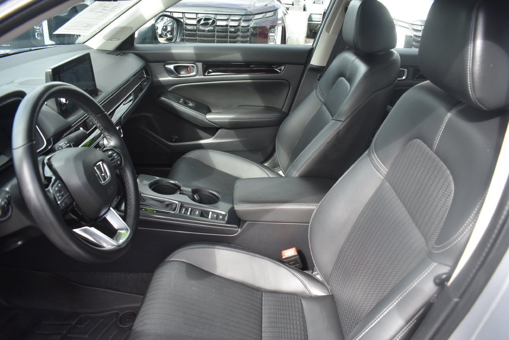 Used 2022 Honda Civic Touring image 15