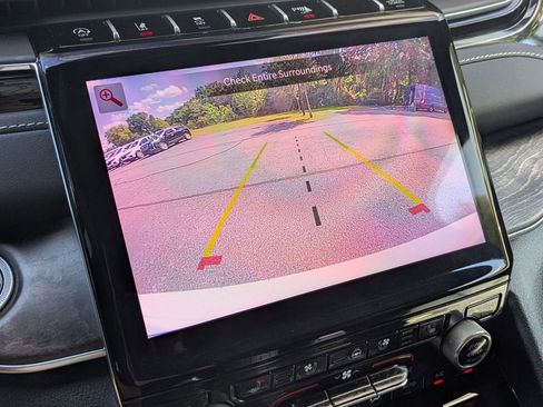 Used 2023 Jeep Grand Cherokee L Overland w/ Rear Seat Video Group I AWD/4WD image 26