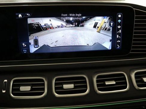 Used 2024 Mercedes-Benz GLE 450 4MATIC w/ AMG Line Exterior image 28
