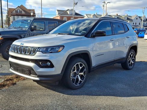 New 2026 Jeep Compass Limited image 3