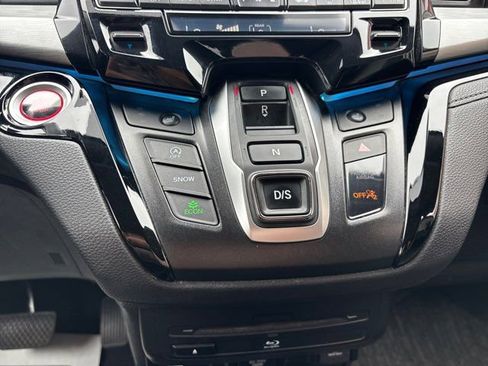 Used 2021 Honda Odyssey Touring image 32