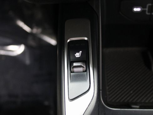 Used 2024 Kia Sorento S image 43