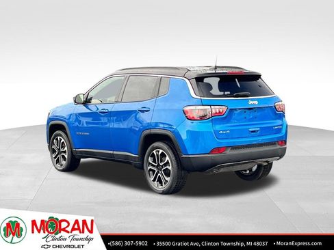 Used 2024 Jeep Compass Limited AWD/4WD image 4