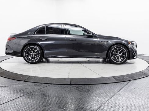 Used 2025 Mercedes-Benz E 53 AMG e 4MATIC Sedan w/ Multicontour Seating Package image 34