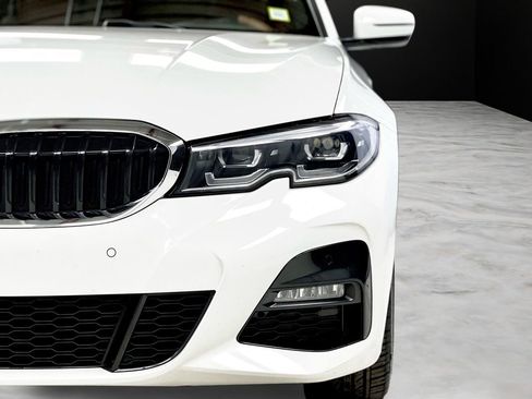 Used 2022 BMW 330i xDrive Sedan w/ M Sport Package AWD/4WD image 45
