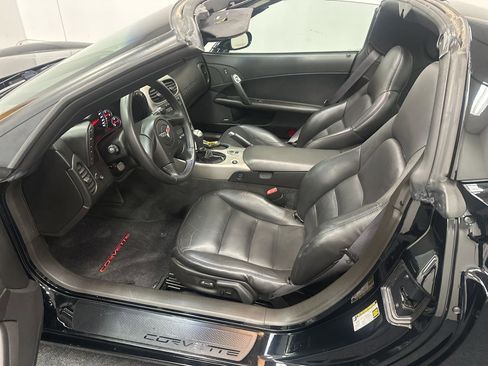 Used 2005 Chevrolet Corvette 2dr Cpe w/ Preferred Equipment Group image 11