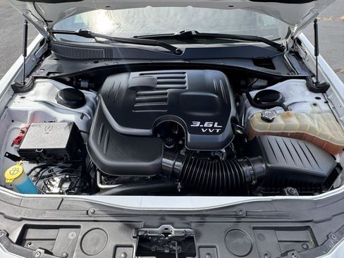 Used 2021 Chrysler 300 S RWD image 11