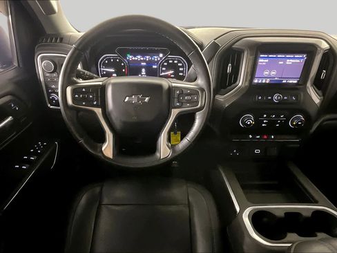 Used 2020 Chevrolet Silverado 1500 Custom Trail Boss w/ Custom Convenience Package AWD/4WD image 6