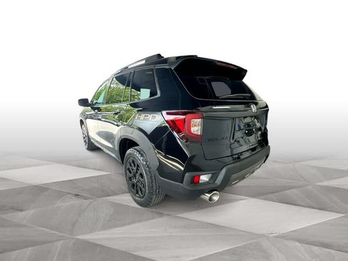 Used 2023 Honda Passport TrailSport image 6