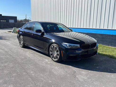 Used 2019 BMW 540i w/ M Sport Package RWD image 3