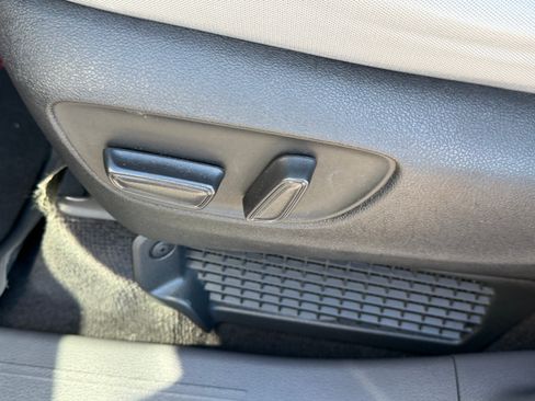 Used 2022 Toyota Sienna LE FWD image 15