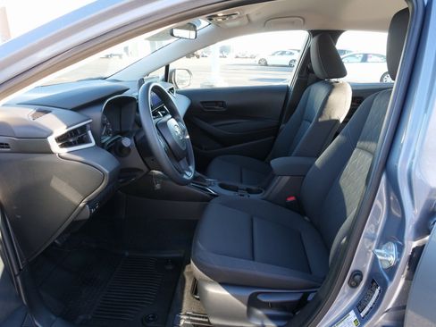 Used 2024 Toyota Corolla LE image 17