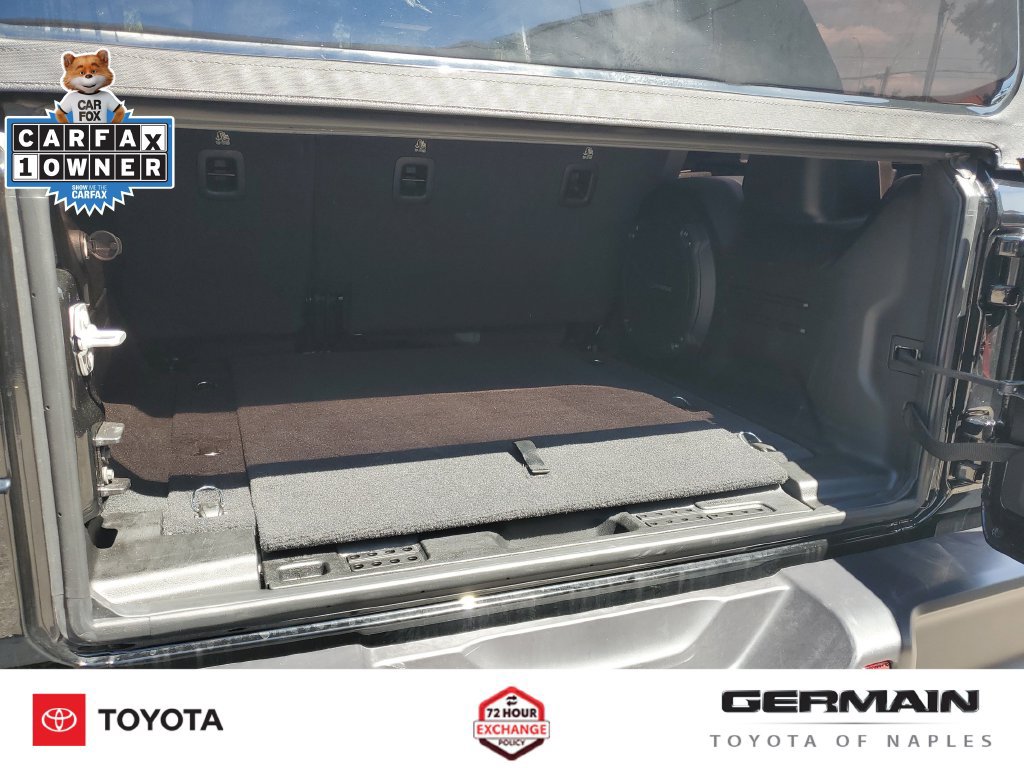 Used 2026 Jeep Wrangler Unlimited Sahara AWD/4WD image 24