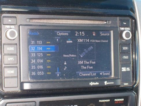 Used 2015 Toyota Tacoma 4x4 Double Cab w/ TRD Off-Road Package image 24