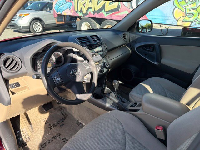 Used 2011 Toyota RAV4 4WD w/ Upgrade Value Pkg image 10