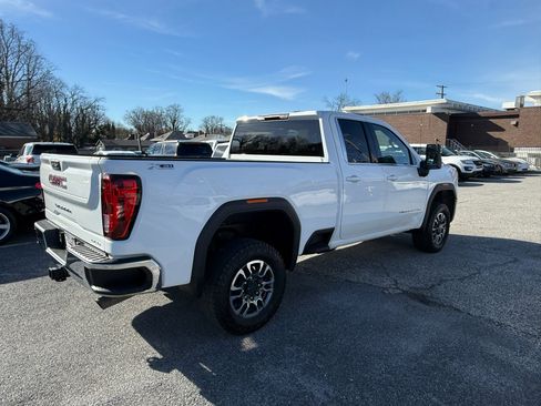 Used 2024 GMC Sierra 2500 SLE w/ SLE Value Package; image 39