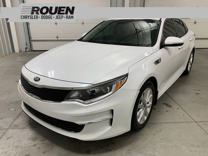 Used 2018 Kia Optima LX w/ 17" Alloy Wheels Package