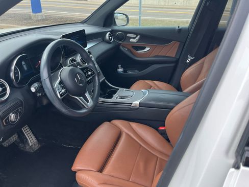 Used 2022 Mercedes-Benz GLC 300 4MATIC image 8