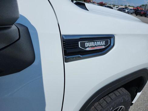 New 2026 GMC Sierra 1500 AT4 w/ AT4 Premium Package image 6