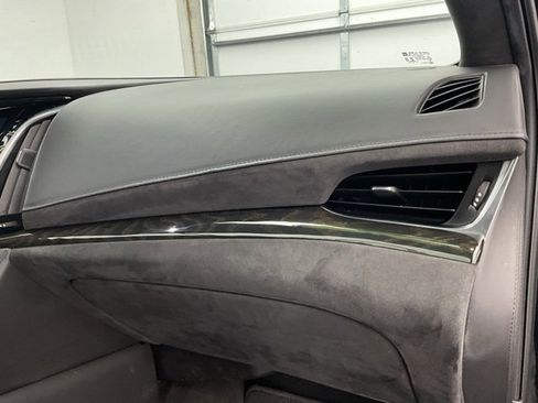 Used 2020 Cadillac Escalade ESV Platinum image 13