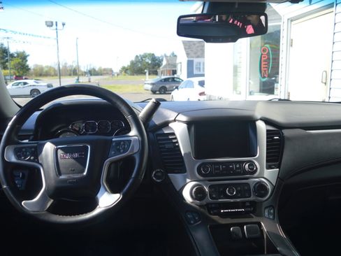 Used 2015 GMC Yukon SLT w/ Open Road Package image 30