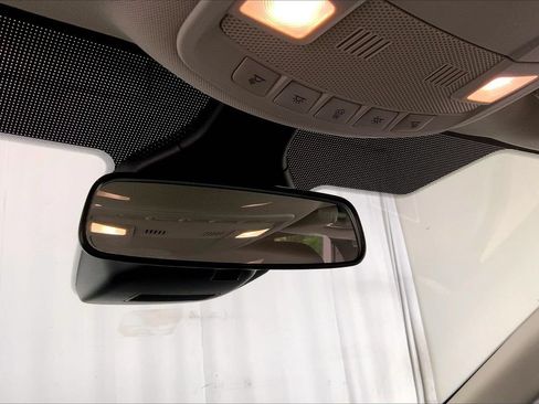 Used 2024 Ford Edge SE AWD/4WD image 17
