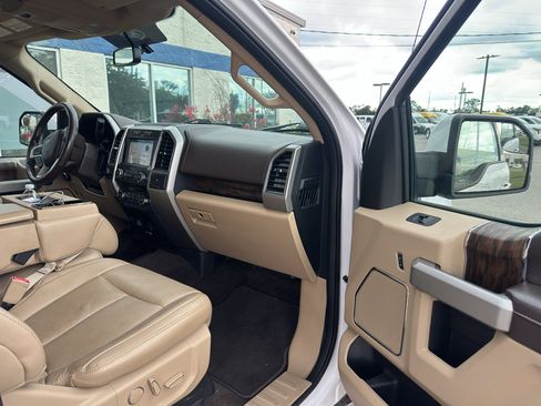 Used 2018 Ford F150 Lariat AWD/4WD image 10