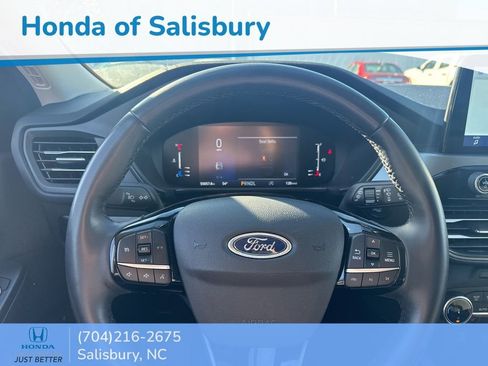 Used 2024 Ford Escape Active image 12