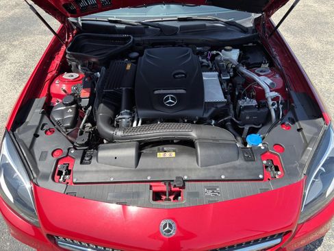 Used 2020 Mercedes-Benz SLC 300 image 30