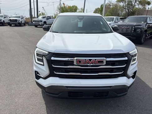 New 2026 GMC Terrain Elevation w/ Technology Package II FWD image 8