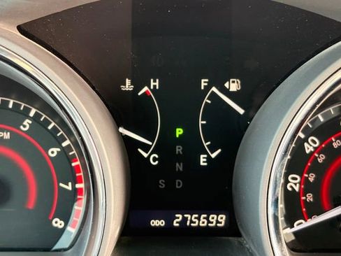 Used 2010 Toyota Highlander SE image 27