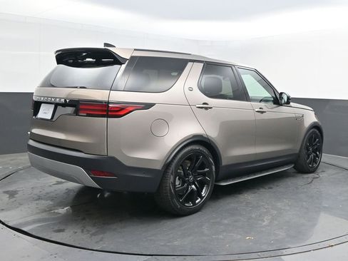 New 2025 Land Rover Discovery S AWD/4WD image 7