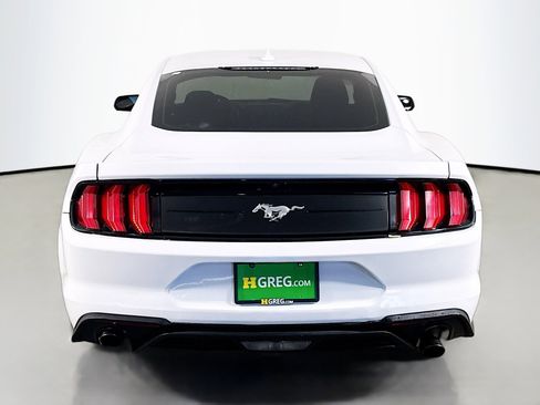 Used 2021 Ford Mustang Coupe image 8