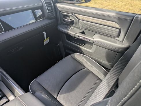 New 2026 RAM 2500 Limited image 15