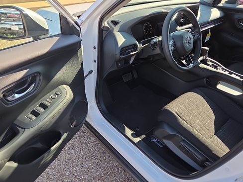 New 2027 Honda HR-V LX image 11
