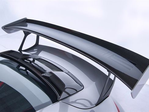 Used 2018 Porsche 911 GT2 RS image 34