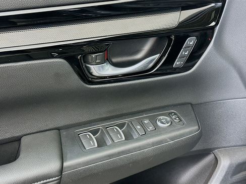Used 2025 Honda CR-V EX-L image 15