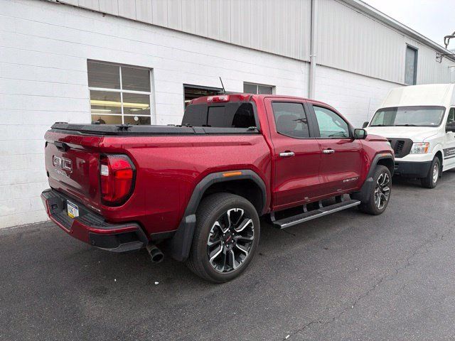 Used 2023 GMC Canyon Denali AWD/4WD image 3