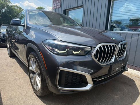 Used 2021 BMW X6 xDrive40i w/ Premium Package 2 AWD/4WD image 3