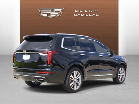 Certified 2025 Cadillac XT6 Premium Luxury w/ LPO, Floor Liner Package FWD image 5