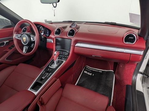 Certified 2023 Porsche 718 Boxster GTS image 18