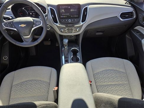 Used 2022 Chevrolet Equinox LT image 13