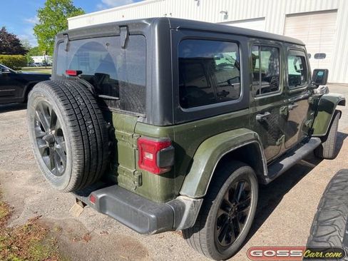 Used 2021 Jeep Wrangler Unlimited Sahara w/ Dual Top Group AWD/4WD image 3