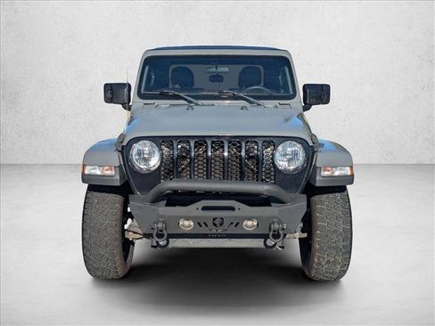 Used 2021 Jeep Gladiator Sport image 2