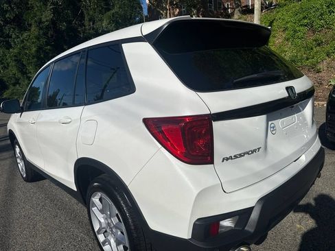 Used 2024 Honda Passport EX-L image 8