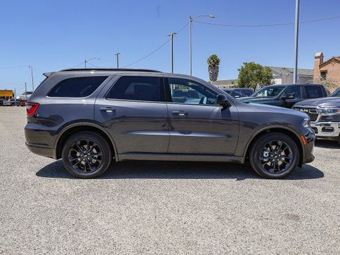 New 2026 Dodge Durango GT RWD image 3