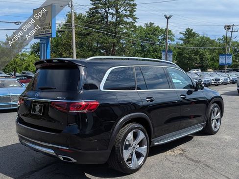 Used 2022 Mercedes-Benz GLS 450 4MATIC image 9
