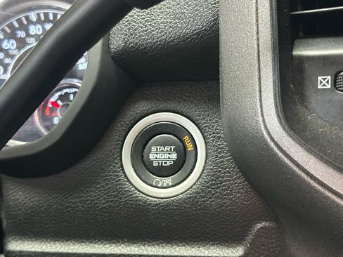 Used 2023 RAM 5500 Tradesman w/ Chrome Appearance Group RWD image 24